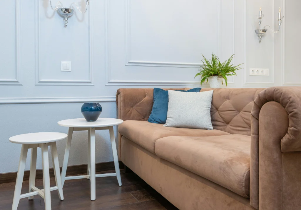 home styling mistakes using wrong furniture size