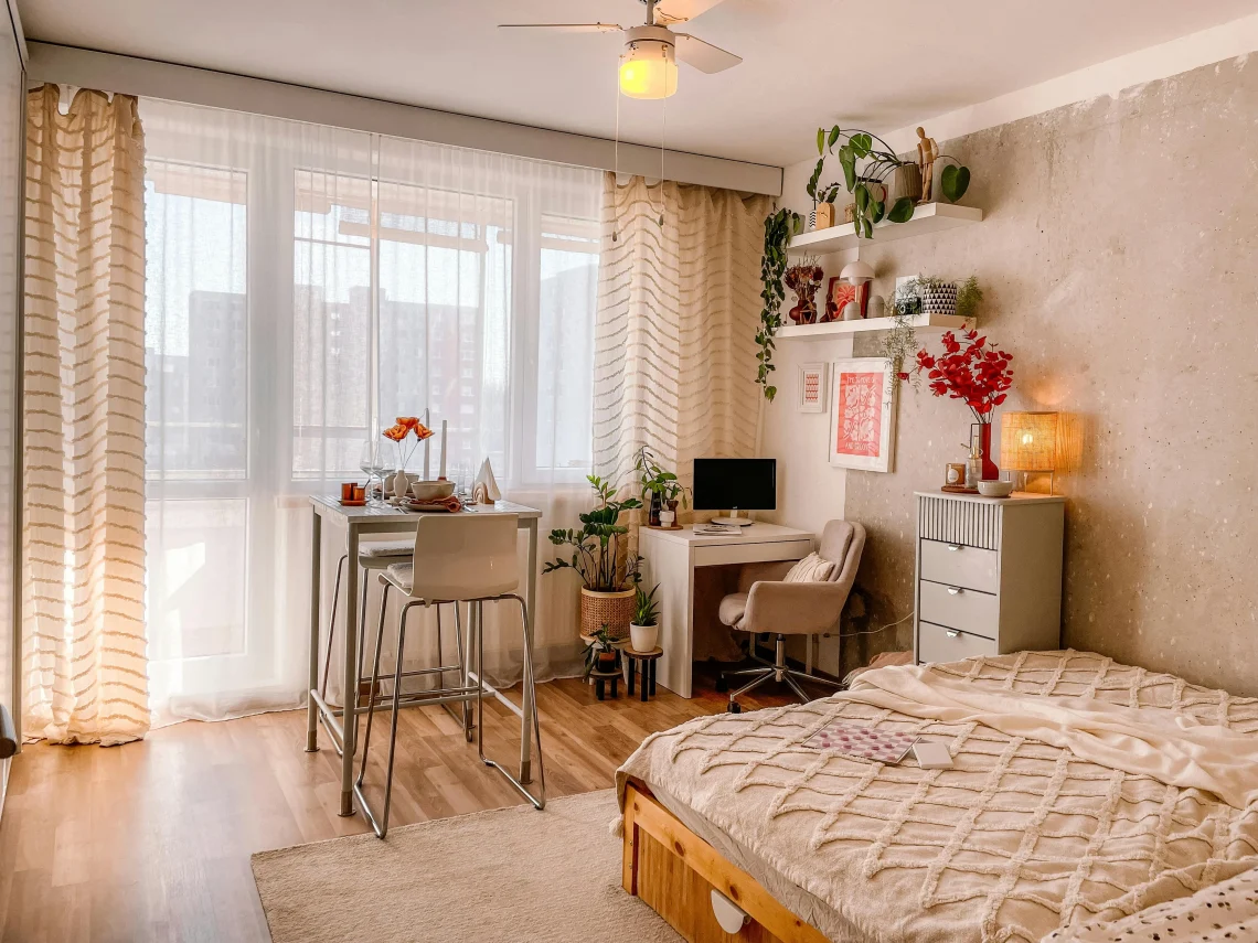 small space living ideas for organizing a small room