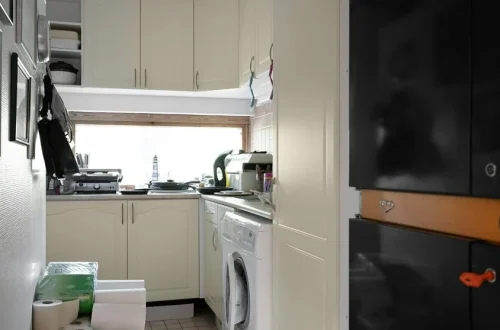 Small room decor with minimal furniture and natural light