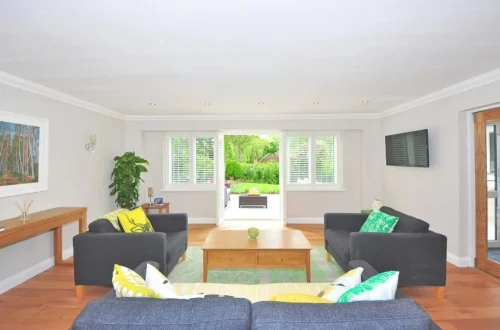 Simple and stylish home decoration ideas on a budget