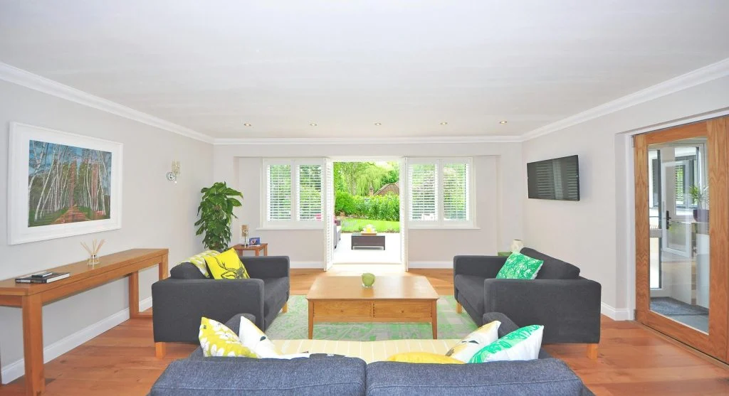 Simple and stylish home decoration ideas on a budget
