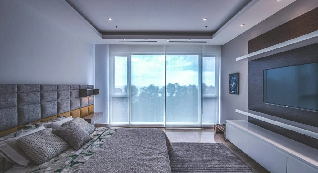 Arrange furniture in any room based on purpose