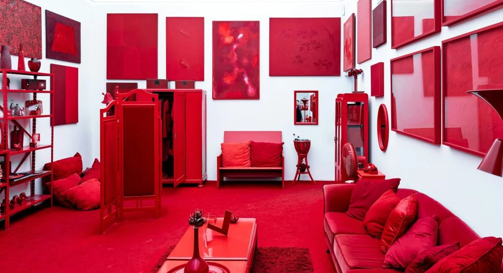 Image of a living room with various interior decor color choices and accent colors