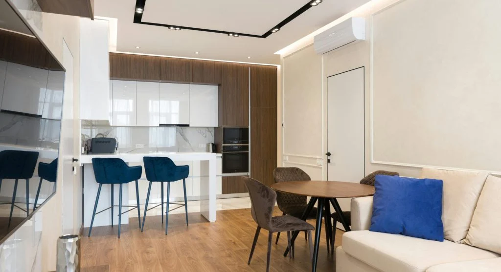 Small space with properly arranged furniture