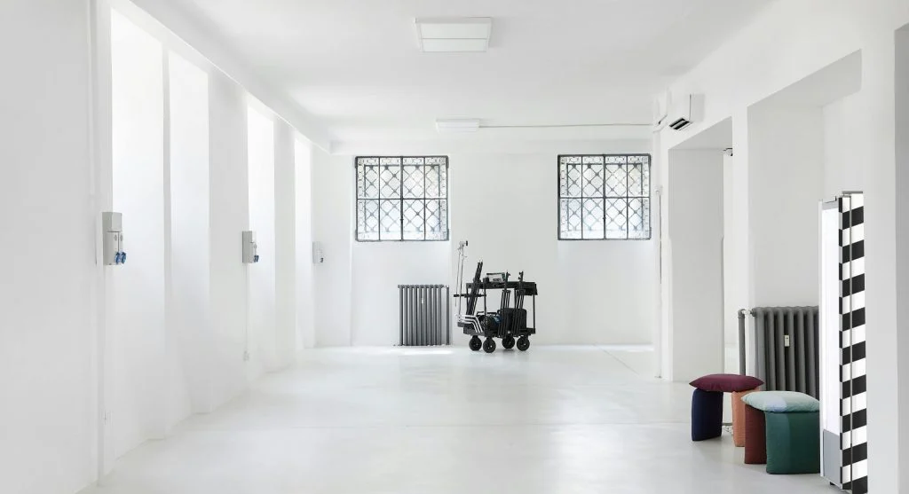 minimalist room with empty space