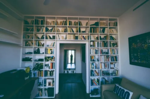 balanced interior decor for comfort